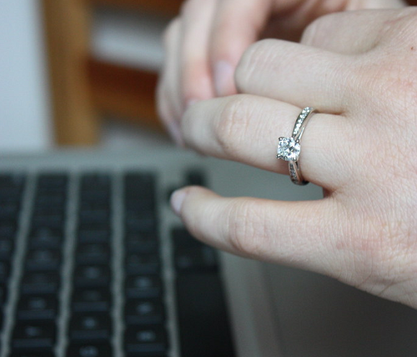 what to include on your wedding website